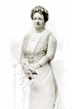 Mrs Helen Simpson-Hinchliffe